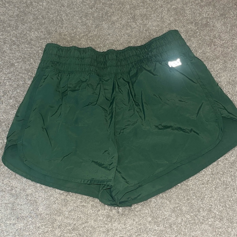 Selling PINK active shorts